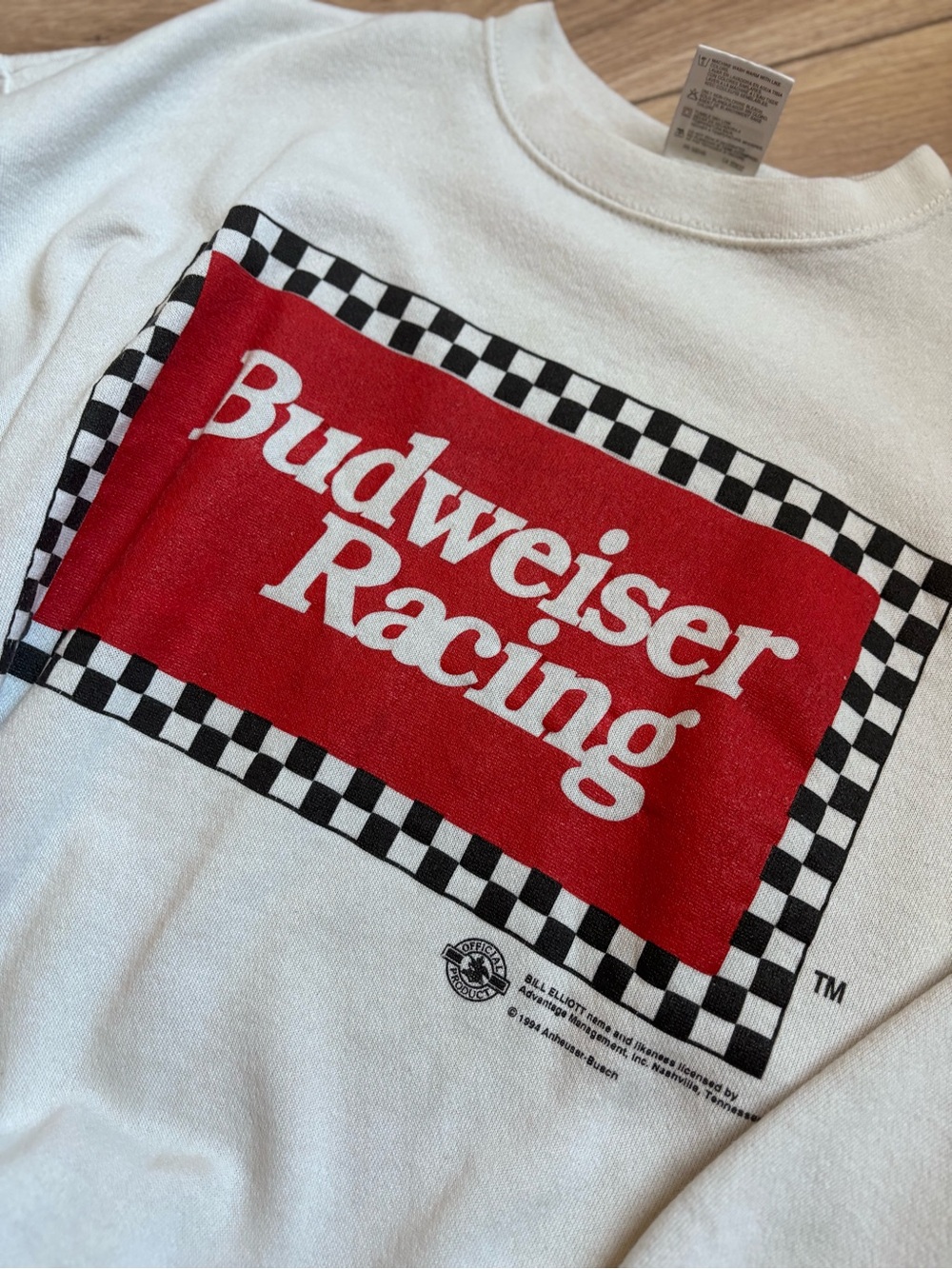 Vintage 1994 Budweiser Racing White Crewneck with Red Logo and Black Checkers - Picture 5 of 6